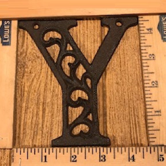 Cast Iron Letter "U" 4 5/8"tall Ornate Raw Cast Iron Ready for Paint 0184-0557-U - Picture 8 of 16